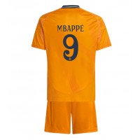 Camisa de Futebol Real Madrid Kylian Mbappe #9 Equipamento Secundário Infantil 2024-25 Manga Curta (+ Calças curtas)